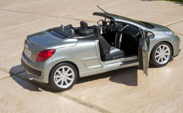 PEUGEOT 207 CC CABRIOLET GRIS NOREV03