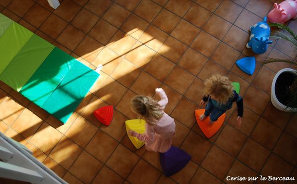 pierres-de-riviere-hoptoys-jeu-interieur--3-.JPG