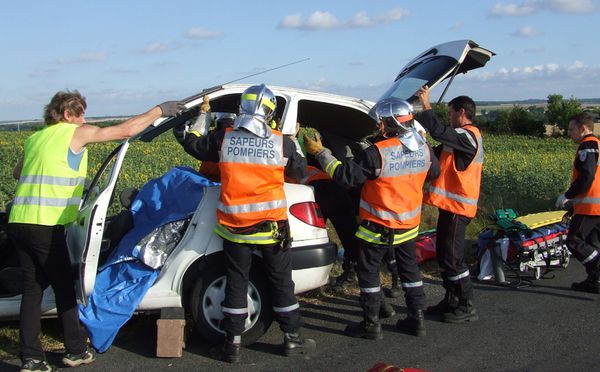 20100723 accident landes D739 D119 4388-bl