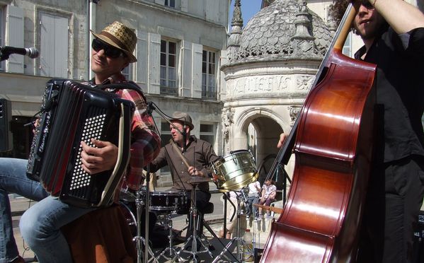 20100425 inaug 2482 accordeon roben viad-bl