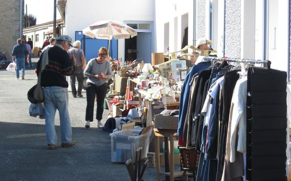 20100919 Ternant brocante 2010 003-bl