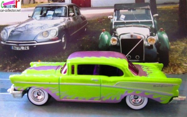 57 chevy bel air berline hot wheels garage 30pk 2010 (1)