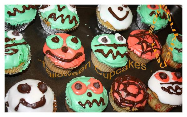 Halloween Cupcakes9