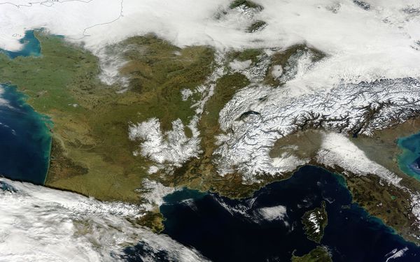 Terra - MODIS - France - Neige - Ski - 11-02-2015