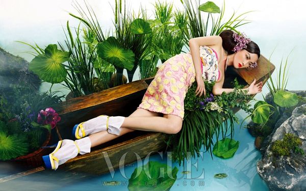 Vogue-korea-mars-2012.jpg