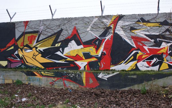 1589 canal de l'ourcq 93500 Pantin le 30 janvier 2012