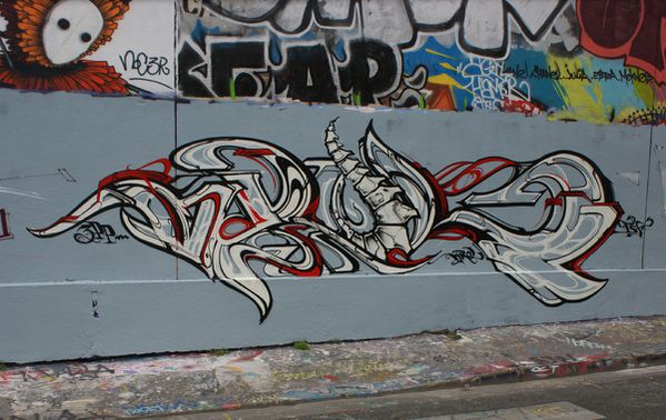 5854 rue des pyrenees 17 octobre 2011