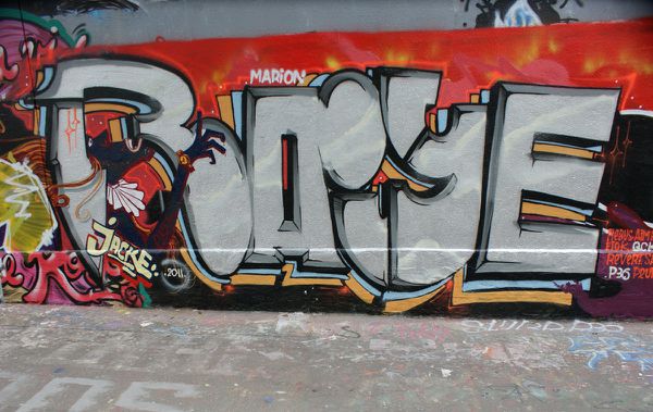 5870 rue des pyrenees 17 octobre 2011