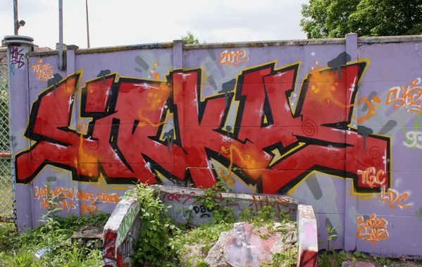 319 friche 93400 Saint Ouen