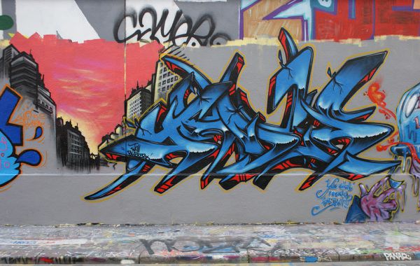 5979 rue des Pyrenees 24 octobre 2011