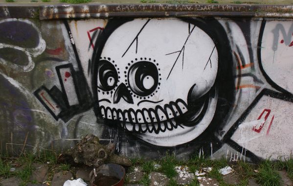1587 canal de l'ourcq 93500 Pantin le 30 janvier 2012