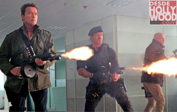 Expendables 2 (Stallone - Schwarzenegger - Willis)