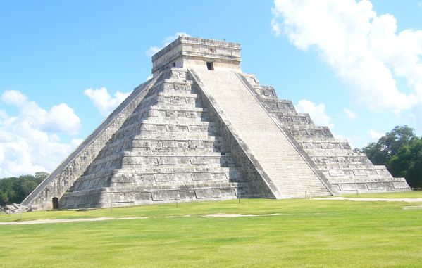 RÃ©sultat de recherche d'images pour "le site archÃ©ologique de Chichen Itza, au Mexique."