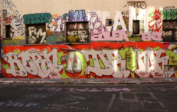 4320 rue des pyrenees 75020 09 avril 2011