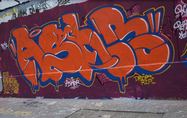 5873 rue des pyrenees 17 octobre 2011