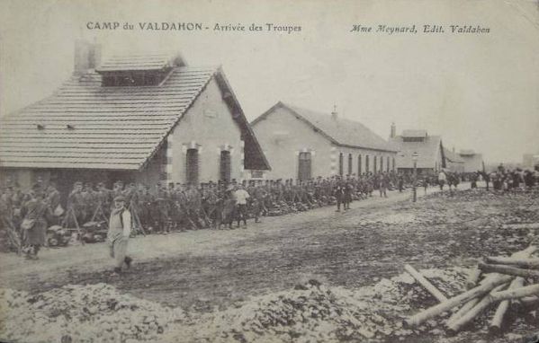 Valdahon camp arrivée de la troupe-4