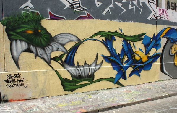 4394 rue des pyrenees 75020 15 avril 2011