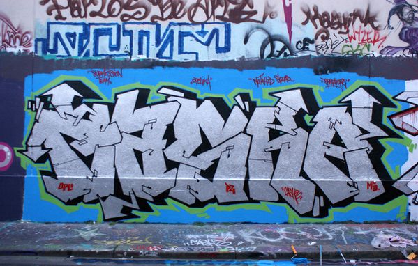 1618 rue des pyrenees 75020 9 octobre 2010