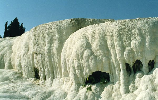 Pamukkale1---Traroth-sous-GFDL.jpg