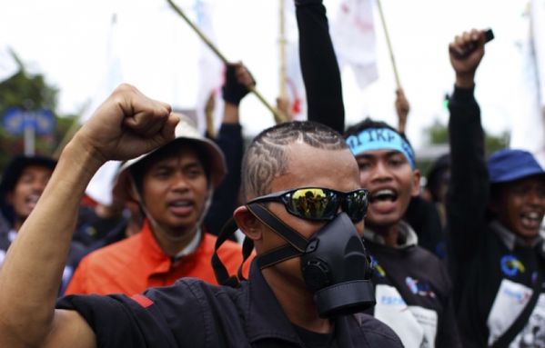 sem13fevb-Z1-Djakarta-manifestation-Indonesie.jpg