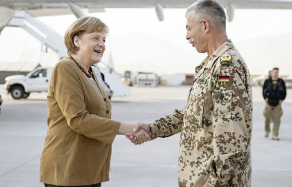 sem13maie-Z8-Angela-Merkel-Afghanistan.jpg