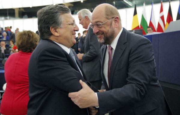 sem13sepe-Z2-Jose-Manuel-Barroso-et-Martin-Schulz-parlement.jpg
