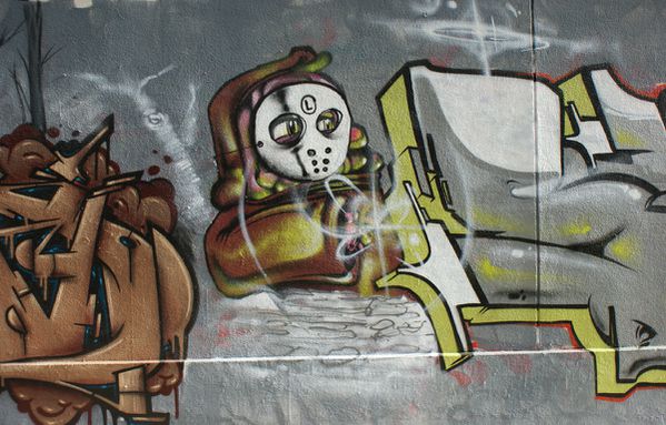 1841 rue des pyrenees 75020 05 novembre 2010