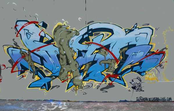 4370 rue des pyrenees 75020 15 avril 2011