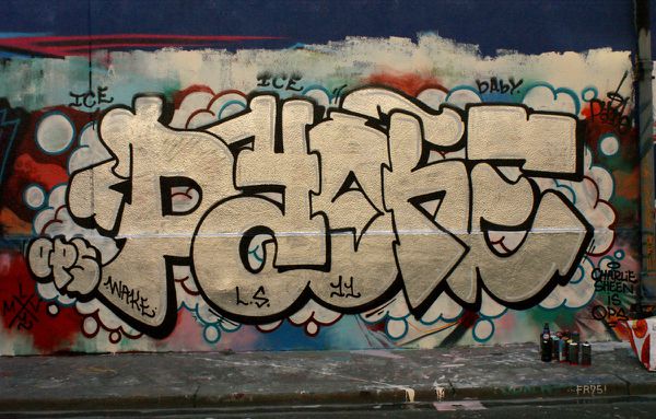3828 rue des pyrenees 75020 8 mars 2011