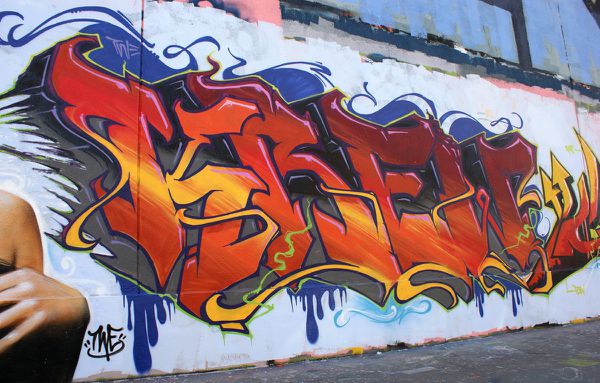 4234 rue des pyrenees 75020 06 avril 2011