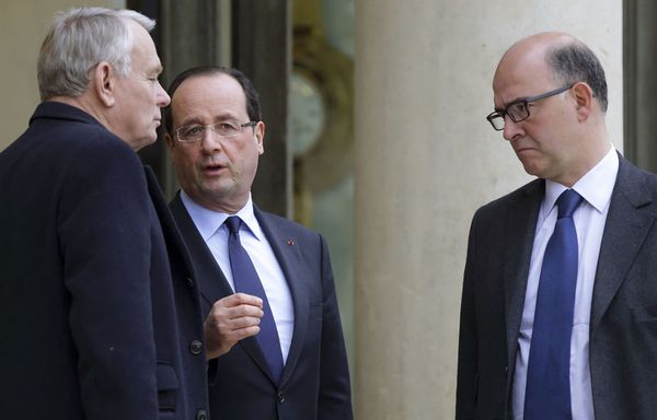 Jean-Marc-Ayrault-Francois-Hollande-et-Pierre-Moscovici.jpg