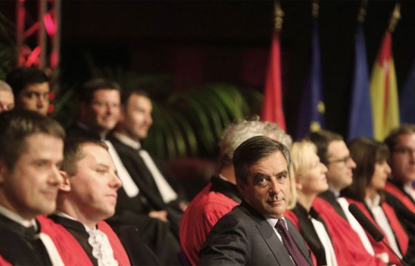 Francois-Fillon-rupture-avec-Sarkozy-octobre-2013.jpg