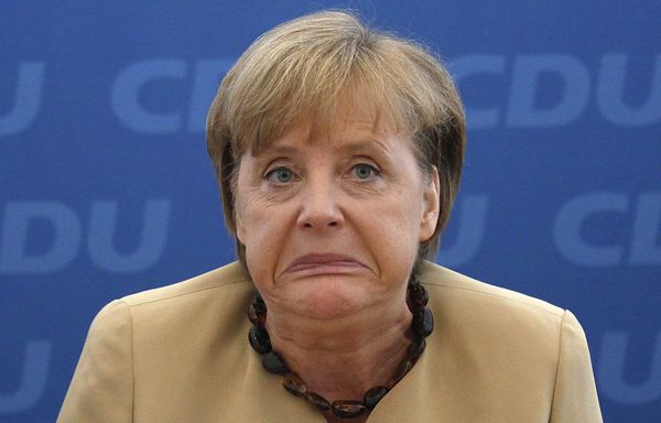 sem11see-Z27-Angela-Merkel-plombee-par-ses-allies-libera.jpg