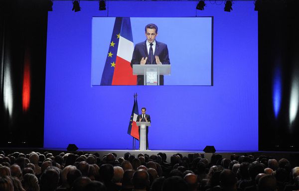 Nicolas-Sarkozy-Toulon-1er-decembre-2011.jpg
