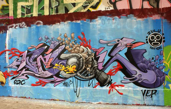 1808 rue des pyrenees 75020 01 novembre 2010