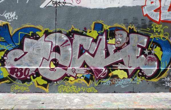 4281 rue des pyrenees 75020 09 avril 2011
