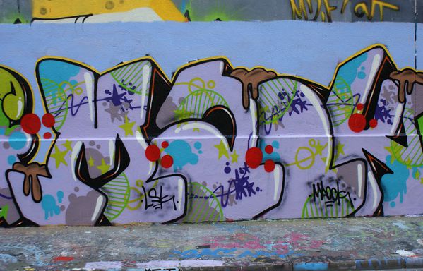 4410 rue des pyrenees 75020 16 avril 2011