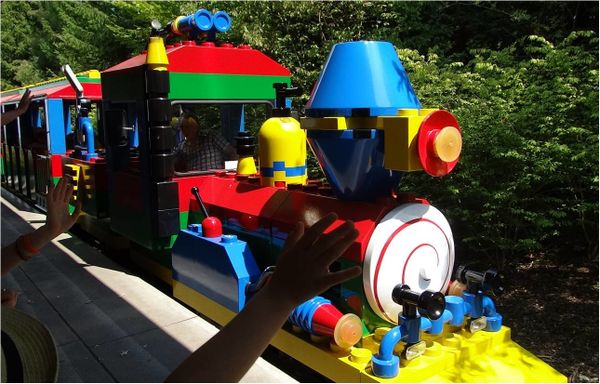 petit-train-lego-legoland-deutschland.jpg
