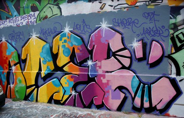 5988 rue des Pyrenees 24 octobre 2011