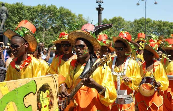 017 carnaval tropical 2011
