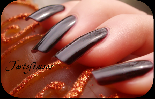 tartofraise nail art ongle vernis
