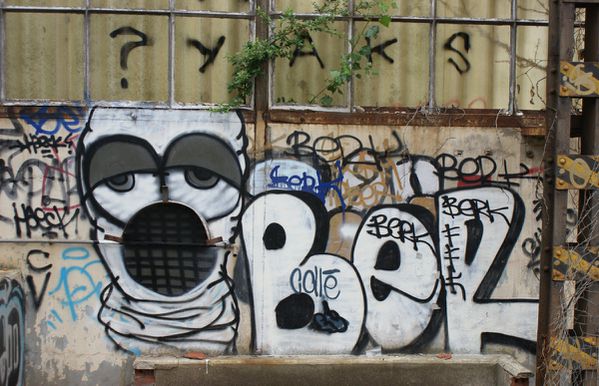 241 caserne Niel 33000 Bordeaux 15 aout 2011