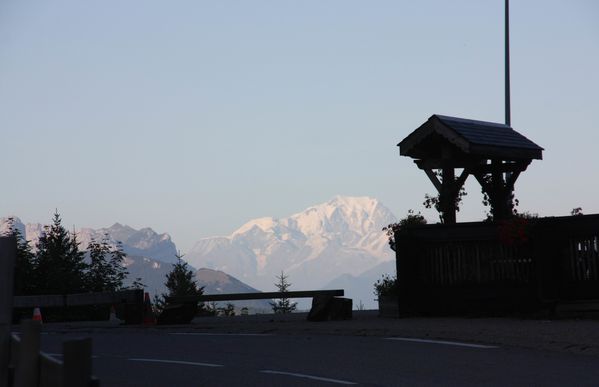 Chamb-ry-8199-Le-Mont-Blanc-vu-depuis-le-col-du-Granier.jpg
