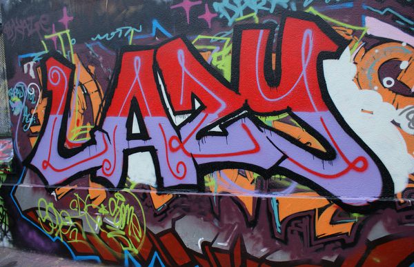 1810 rue des pyrenees 75020 01 novembre 2010