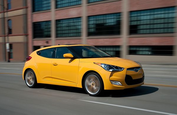 Hyundai-Veloster 2012