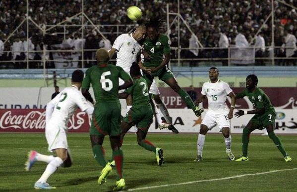 Algerie-Burkina-Faso-le-19-novembre-2013--1-0.jpg