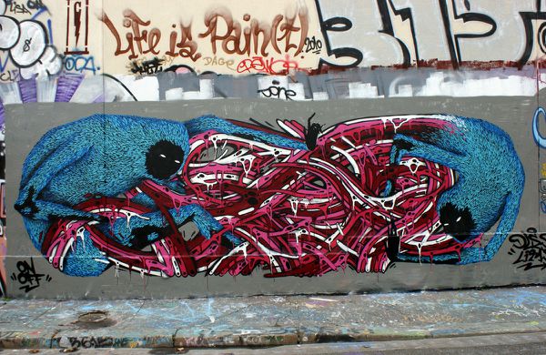 1812 rue des pyrenees 75020 01 novembre 2010