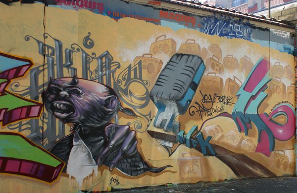 1294 rue des pyrenees 75020 03 septembre 2010