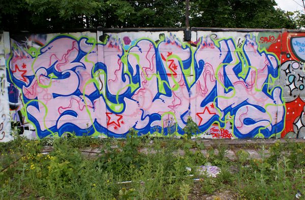 327 friche 93400 Saint Ouen