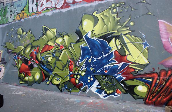 3740 rue des pyrenees 75020 6 mars 2011